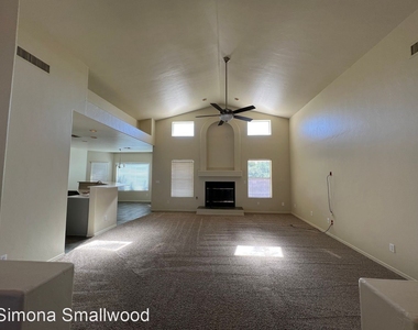 11386 N Copper Spring Trail - Photo Thumbnail 4