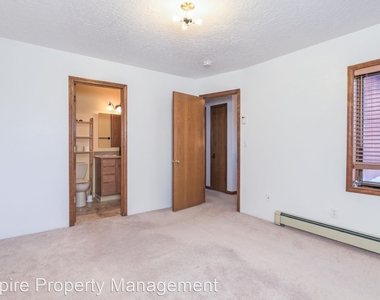 4936 Dartmouth Drive Unit 32 - Photo Thumbnail 6