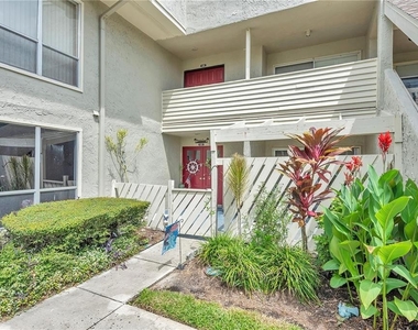 425 Windrush Bay Drive - Photo Thumbnail 1