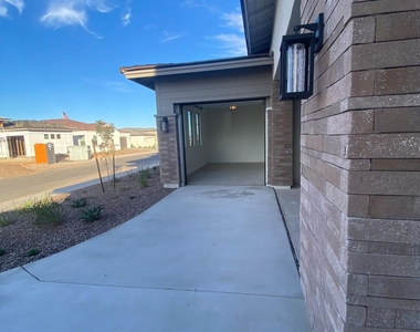 3953 W Amethyst Trail - Photo Thumbnail 18