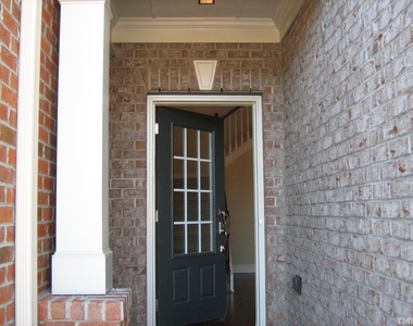 1112 Weston Green Loop - Photo Thumbnail 3