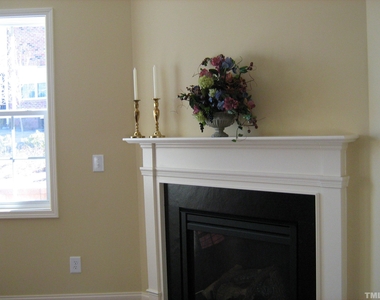 1112 Weston Green Loop - Photo Thumbnail 5