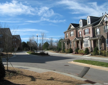 1112 Weston Green Loop - Photo Thumbnail 1