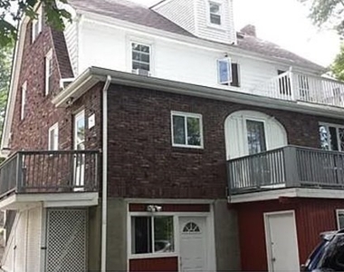 64 Undine St - Photo Thumbnail 8