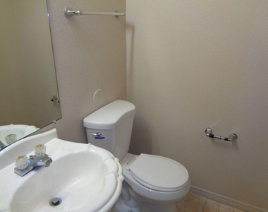 3212 Tierra Nevada Drive - Photo Thumbnail 34