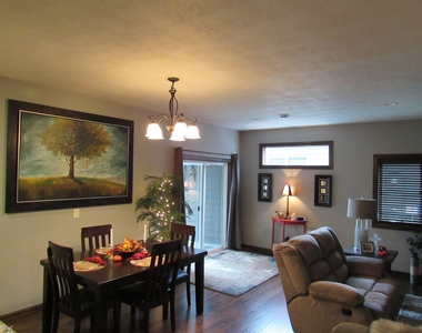 6404 S Keller Cir - Photo Thumbnail 4