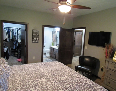 6404 S Keller Cir - Photo Thumbnail 16