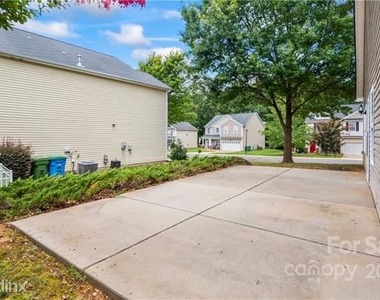 2133r Seabrook Lane - Photo Thumbnail 6