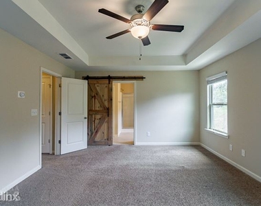 1252 R Silvercrest Court - Photo Thumbnail 24