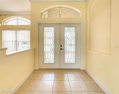 13450 R Whitehaven Ct - Photo Thumbnail 2