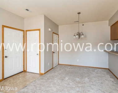 1845 Sw White Birch Circle #9 - Photo Thumbnail 4