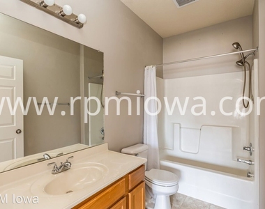 1845 Sw White Birch Circle #9 - Photo Thumbnail 9