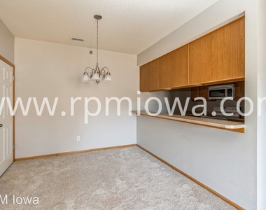 1845 Sw White Birch Circle #9 - Photo Thumbnail 5