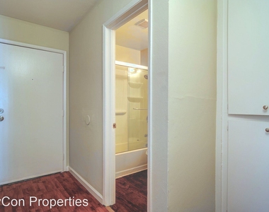 25401 Cypress Ave - Photo Thumbnail 8