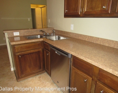 8600 Coppertowne Ln # 701 - Photo Thumbnail 8