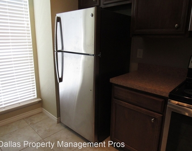 8600 Coppertowne Ln # 701 - Photo Thumbnail 6