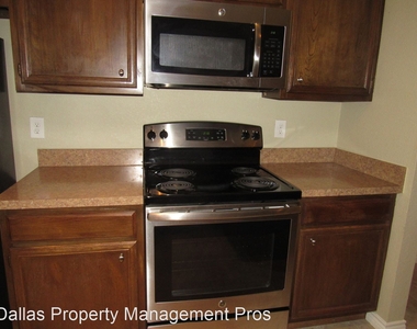 8600 Coppertowne Ln # 701 - Photo Thumbnail 7