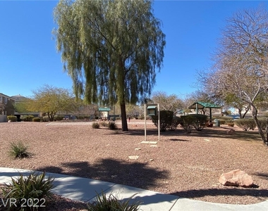 3508 Hazelnut Pine Place - Photo Thumbnail 2