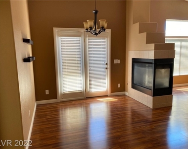 3508 Hazelnut Pine Place - Photo Thumbnail 5