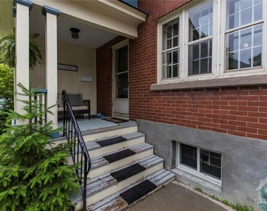 115 Renfrew Avenue - Photo Thumbnail 1