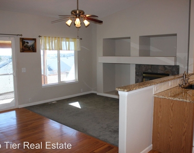 5237 Sand Hill Dr - Photo Thumbnail 32