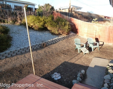 1461 Surf Way - Photo Thumbnail 21