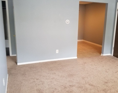 1845 30th St Sw Apt B - Photo Thumbnail 5