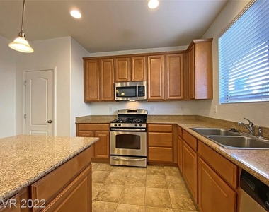 7220 Breakfast Hill Street - Photo Thumbnail 1