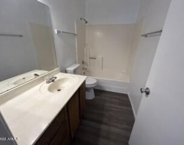 3102 E Cicero Street - Photo Thumbnail 10