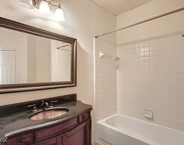 2241 Cross Timber Dr Unit - Photo Thumbnail 15