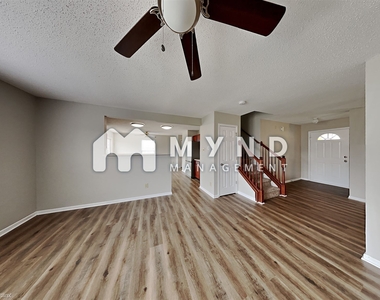 12363 Rose Haven Dr - Photo Thumbnail 3