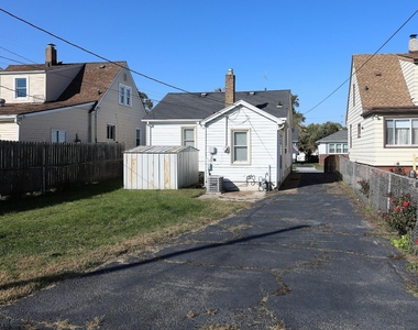 2638 Kenwood Street - Photo Thumbnail 11