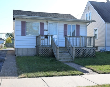 2638 Kenwood Street - Photo Thumbnail 0