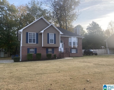 4814 Pinehurst Drive - Photo Thumbnail 0