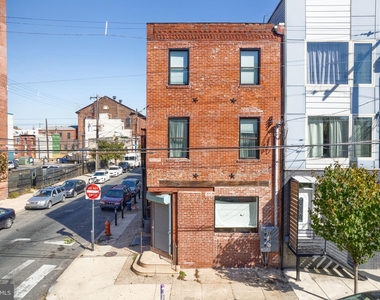 2049 E Hagert Street - Photo Thumbnail 1