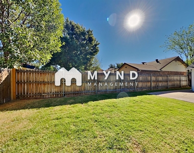 4645 Baytree Dr - Photo Thumbnail 18