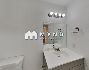 4645 Baytree Dr - Photo Thumbnail 13