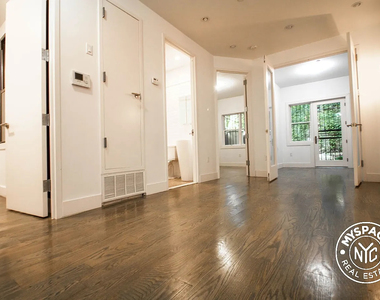 1072 Bergen Street - Photo Thumbnail 1
