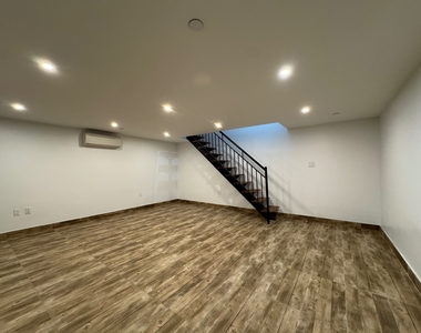 791 Sterling Place - Photo Thumbnail 5