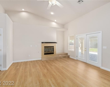 4345 Al Carrison Street - Photo Thumbnail 4