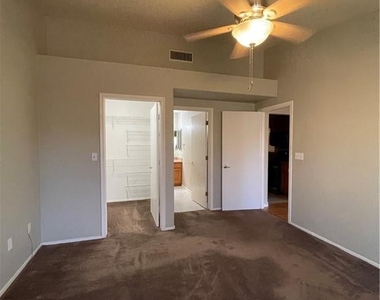 9421 Grand Mesa Drive - Photo Thumbnail 7