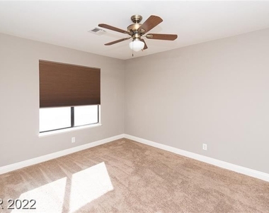 3228 Longford Way - Photo Thumbnail 7