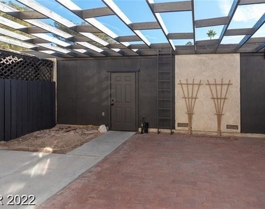 3228 Longford Way - Photo Thumbnail 19