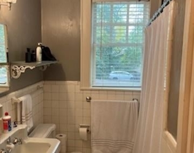 2544 Peachtree Road Nw - Photo Thumbnail 12