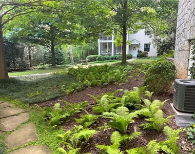 2544 Peachtree Road Nw - Photo Thumbnail 6