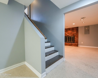 9903 Welshpool Ct - Photo Thumbnail 28