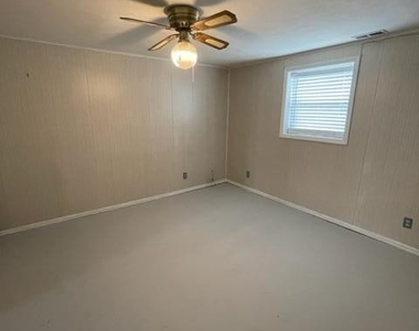 10213 Allentree Pl - Photo Thumbnail 29