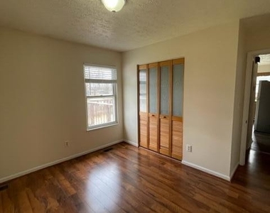 10213 Allentree Pl - Photo Thumbnail 23