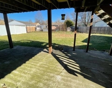 10213 Allentree Pl - Photo Thumbnail 17