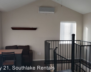 14465 Lakeshore Drive Unit A - Photo Thumbnail 3